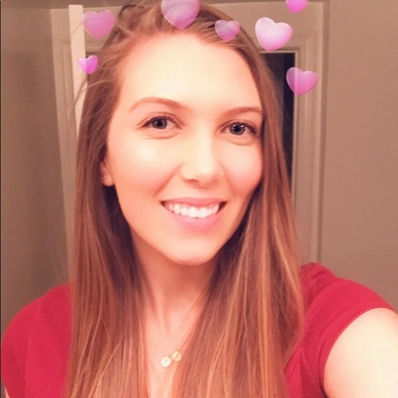 Meet your Posher, Emma - Picture 1 of 1